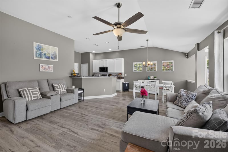 110 Humbold Pl, Mooresville, NC 28115