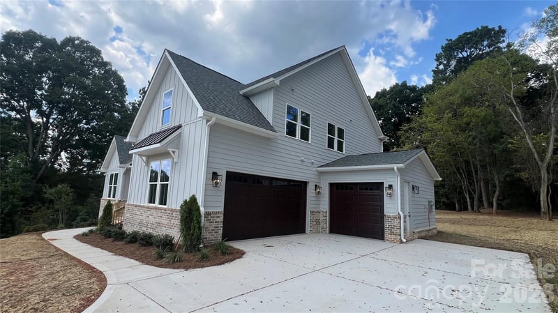 518 Edmunds Ln, Clover, SC 28710