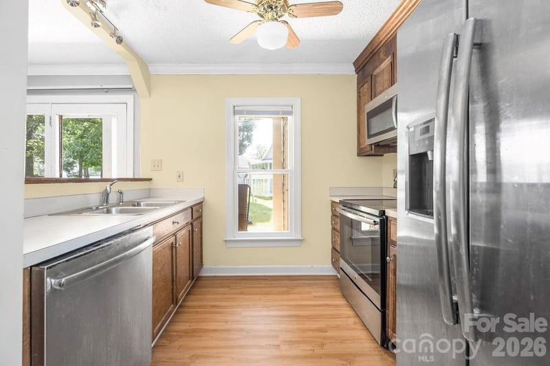1793 Robinwood Rd, Gastonia, NC 28054
