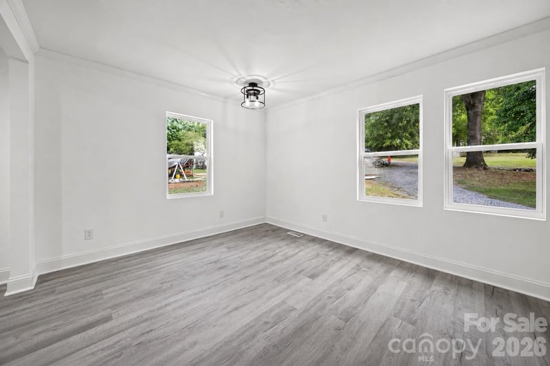 725 Forest Dr, Rock Hill, SC 29730