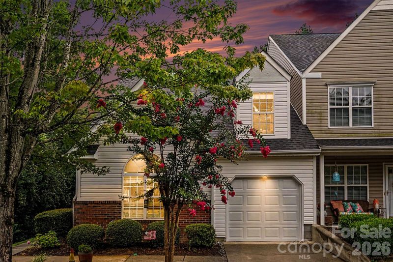 927 Sparrows Nest Ln, Pineville, NC 28134