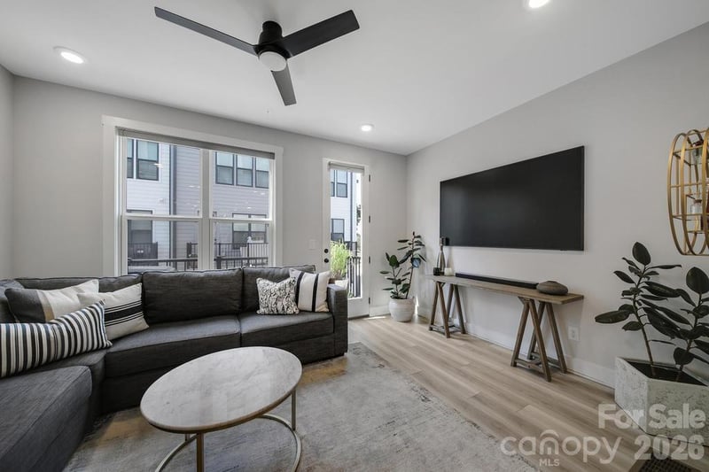 5007 Tiny Ln, Charlotte, NC 28203
