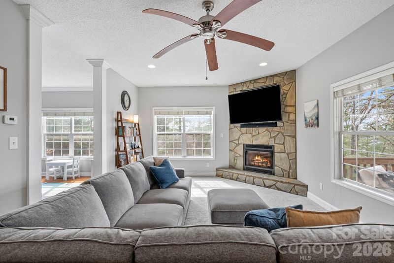 505 Kings Rg, Asheville, NC 28804