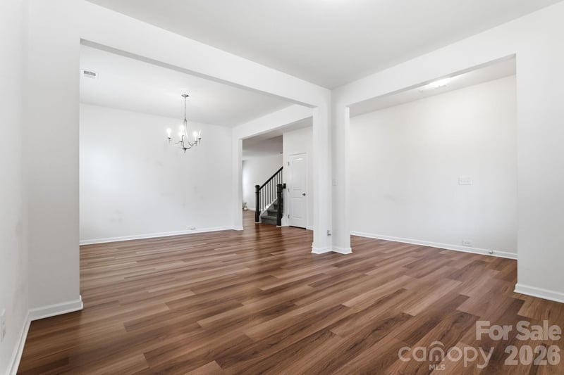 4028 Brazos St, Charlotte, NC 28214