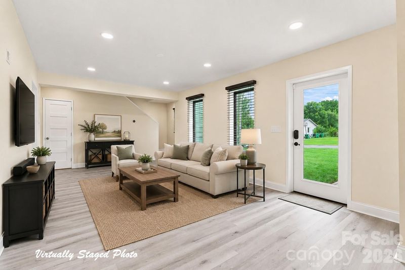 108 W Lee Ave, Bessemer City, NC 28016