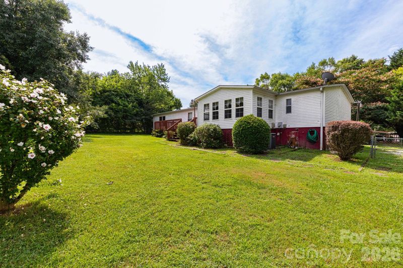 44 Double D Dr, Flat Rock, NC 28731
