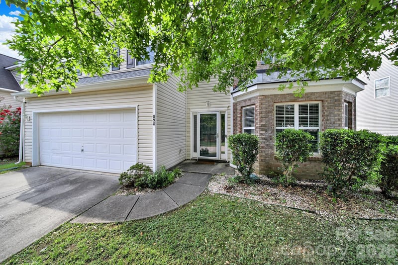 898 Coach House Ct, Rock Hill, SC 29730