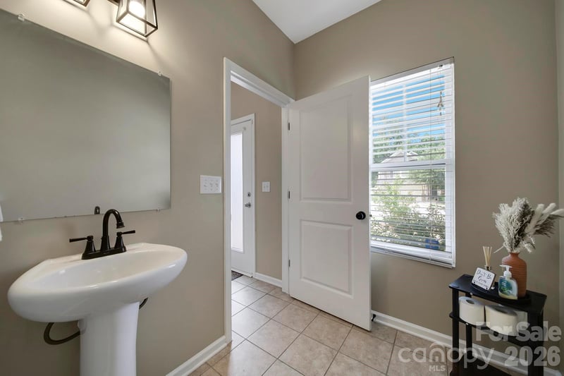 732 Sherman St, Gastonia, NC 28056