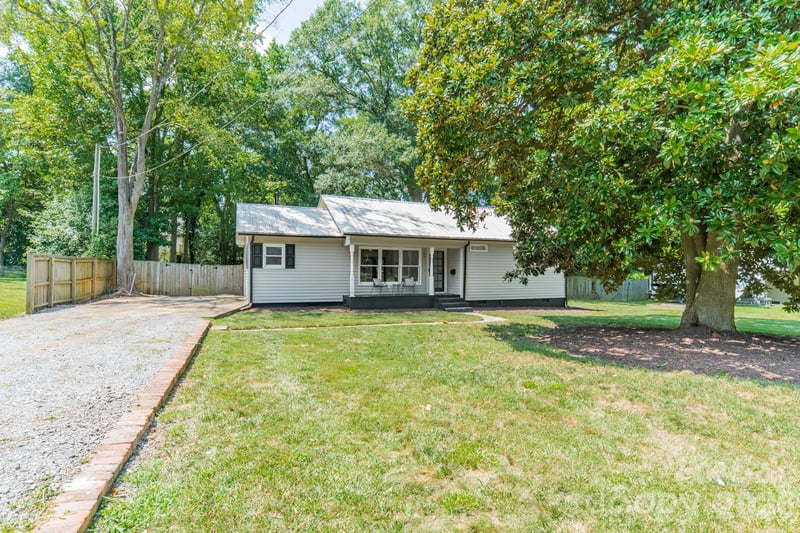 109 W Leroy St, Fort Mill, SC 29715