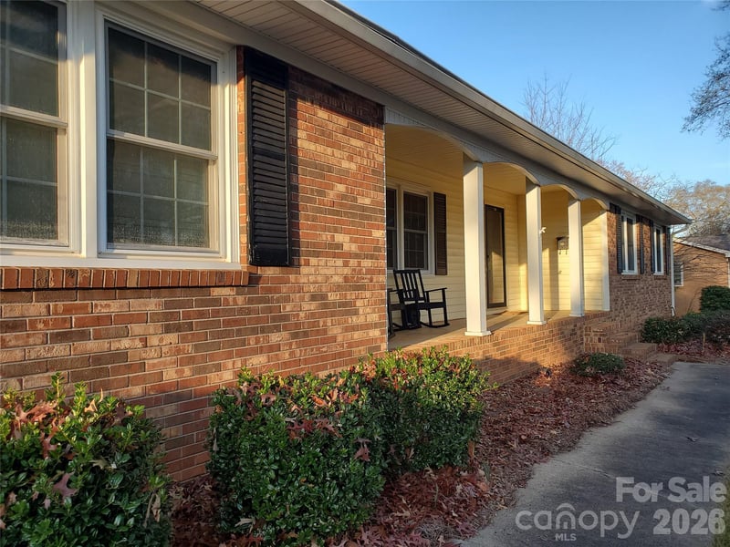 2318 Shaw Ave, Gastonia, NC 28054