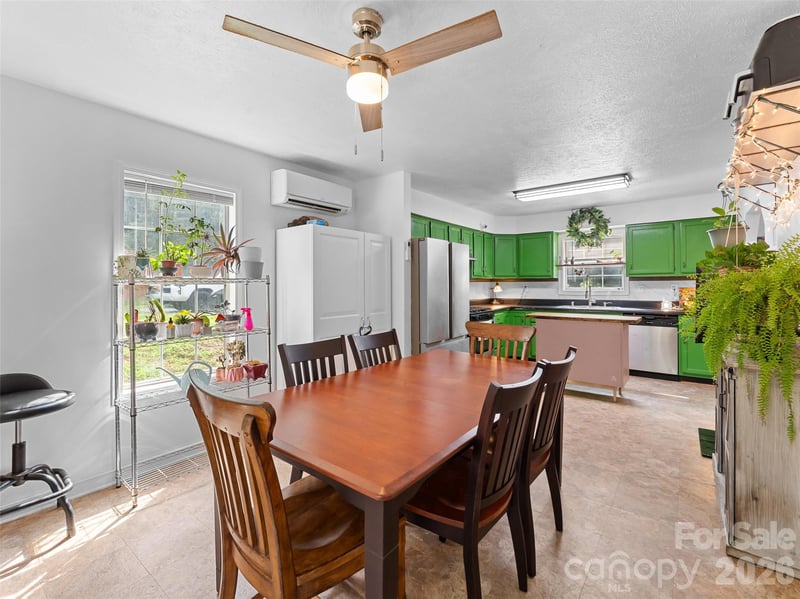 105 Big Bear Dr, Pisgah Forest, NC 28768