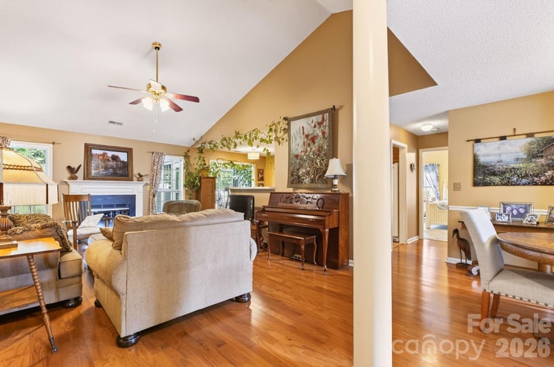 171 Running Briar Rd, Fletcher, NC 28732
