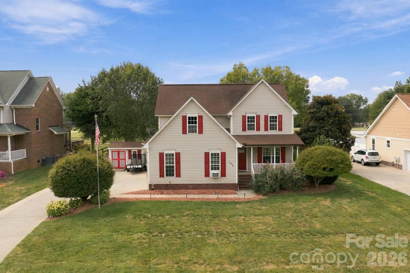122 Wood Duck Loop, Mooresville, NC 28117