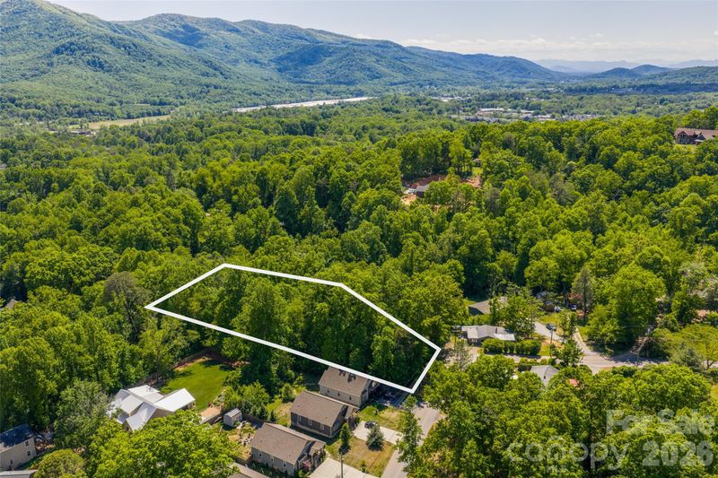 9999 Mount Allen Hts, Black Mountain, NC 28711