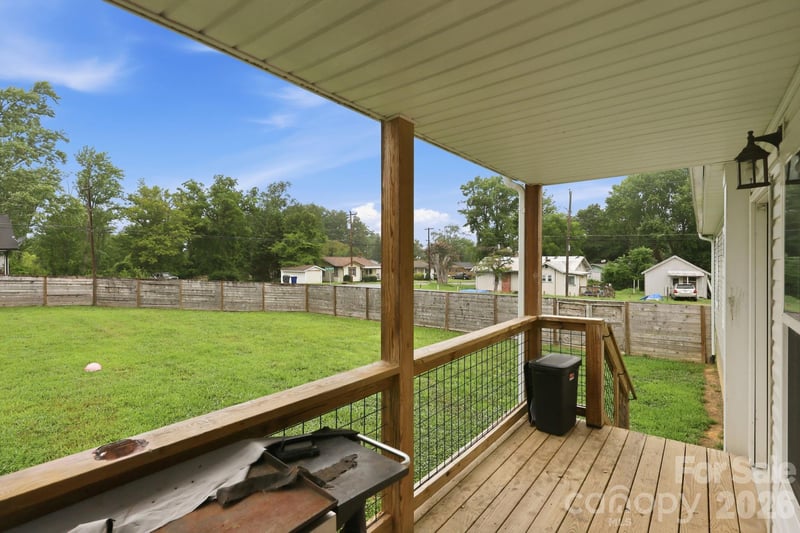 417 Glover St, Hendersonville, NC 28792
