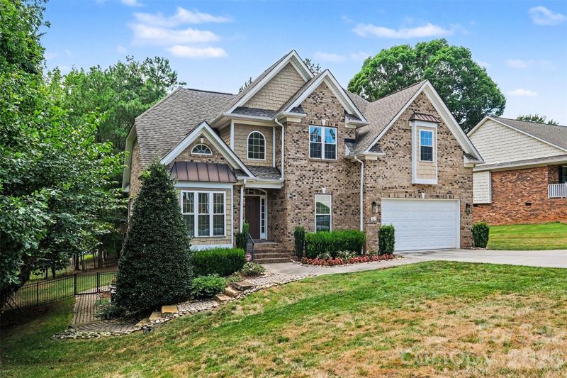 765 Sloan St, Denver, NC 28037