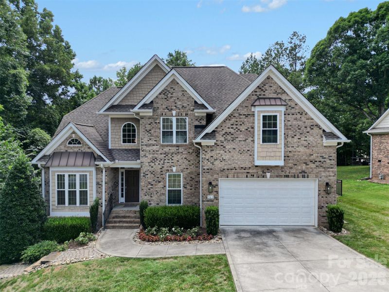 765 Sloan St, Denver, NC 28037