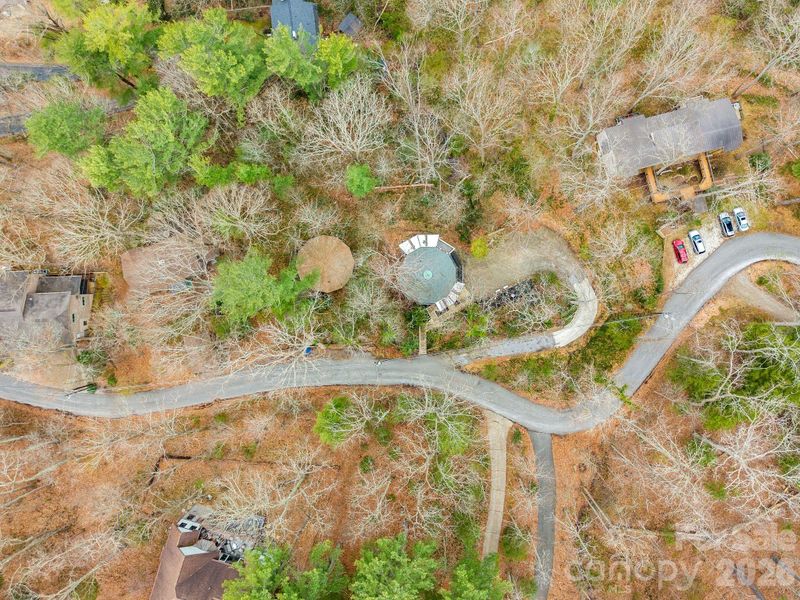 99999 Sunset Dr, Asheville, NC 28804