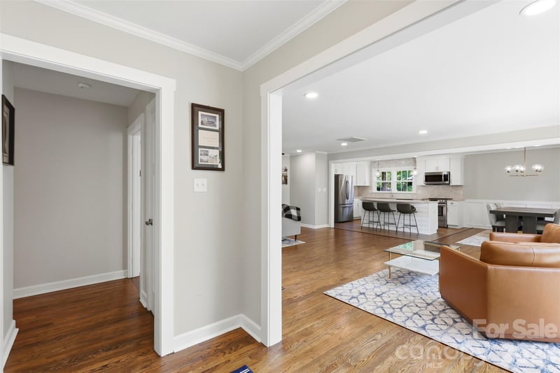 8115 Knollbrook Dr, Charlotte, NC 28270