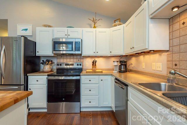 43 Flynn Branch Rd, Asheville, NC 28804