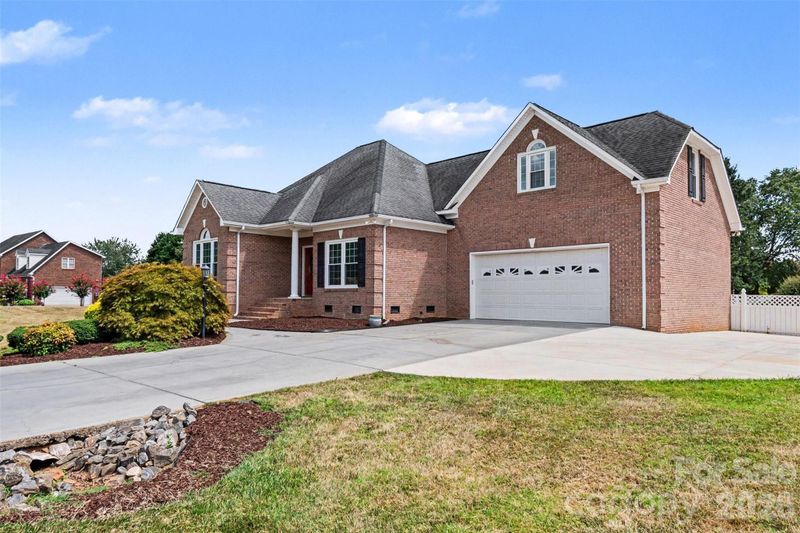 1908 Norfolk Pine Ct, Gastonia, NC 28056