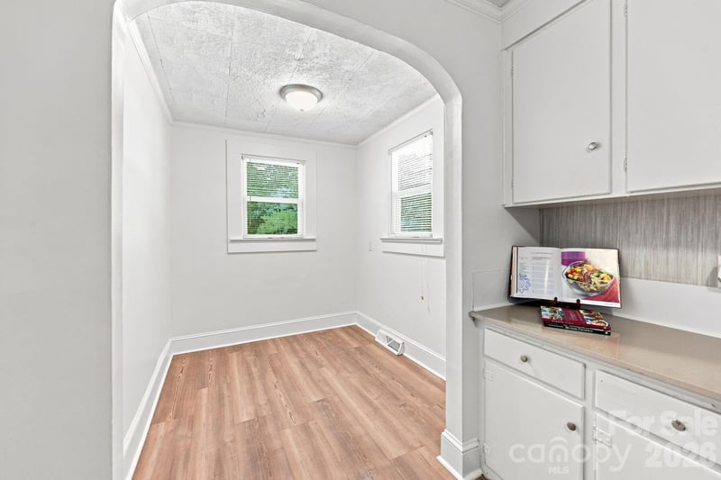 74 Pinecrest Dr SW, Concord, NC 28027