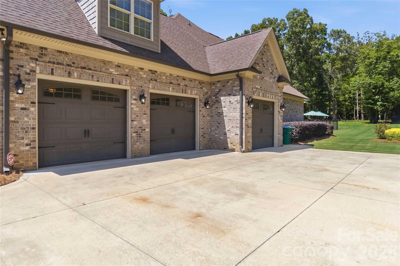 1017 Biggers Farm Ct, Indian Trail, NC 28079