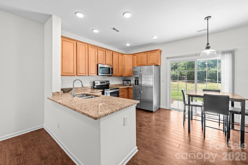 5516 John Mcdowell Pl, Charlotte, NC 28217