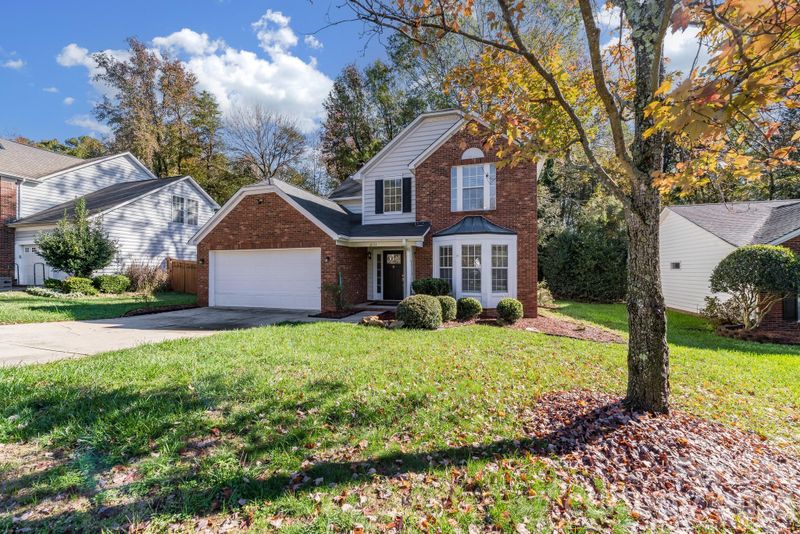6101 Skyline Dr, Charlotte, NC 28269