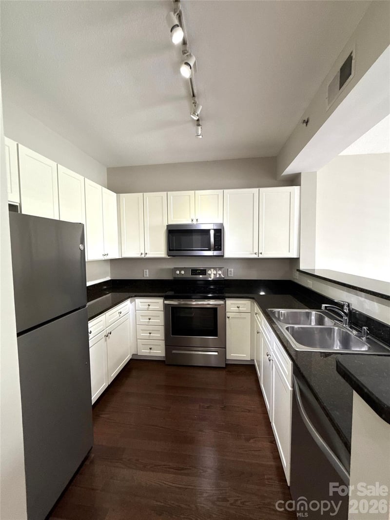 1315 East Blvd #407, Charlotte, NC 28203