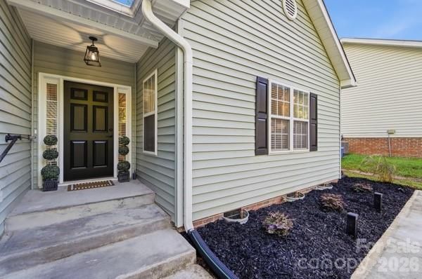 676 Continental Dr, Concord, NC 28025