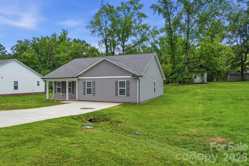1514 Jamaica Rd, Kannapolis, NC 28083