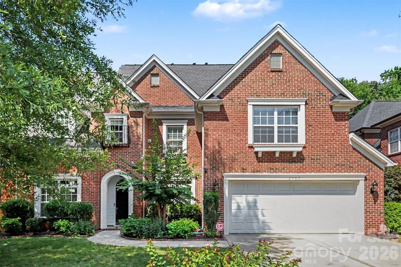 2400 River Oaks Dr, Waxhaw, NC 28173