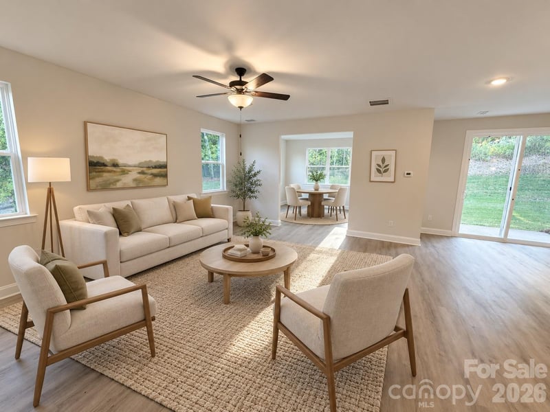 548 Carolyn Ln, Charlotte, NC 28213