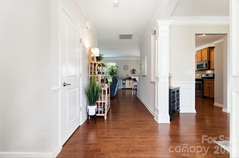 105 Kingston Dr, Mount Holly, NC 28120