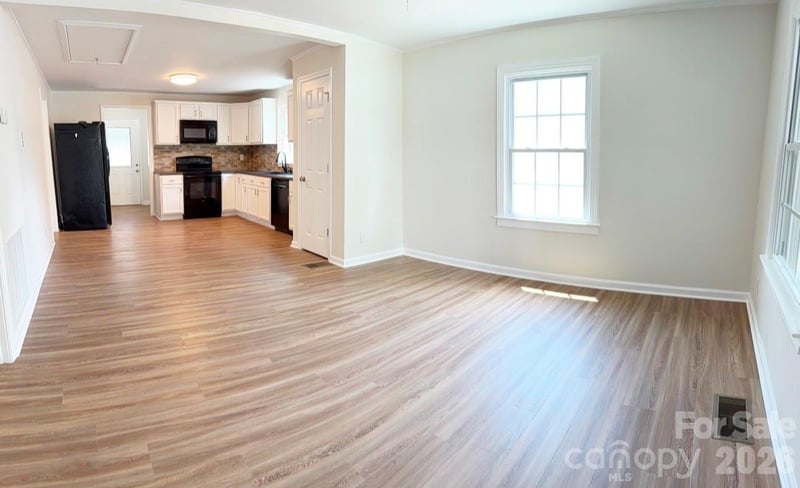 2827 E Long Ave, Gastonia, NC 28054