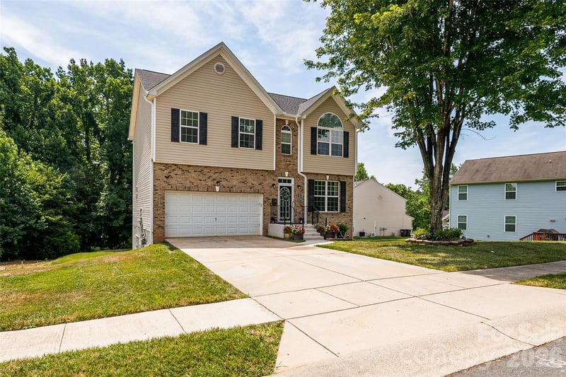 4816 Eagle Creek Dr, Charlotte, NC 28269