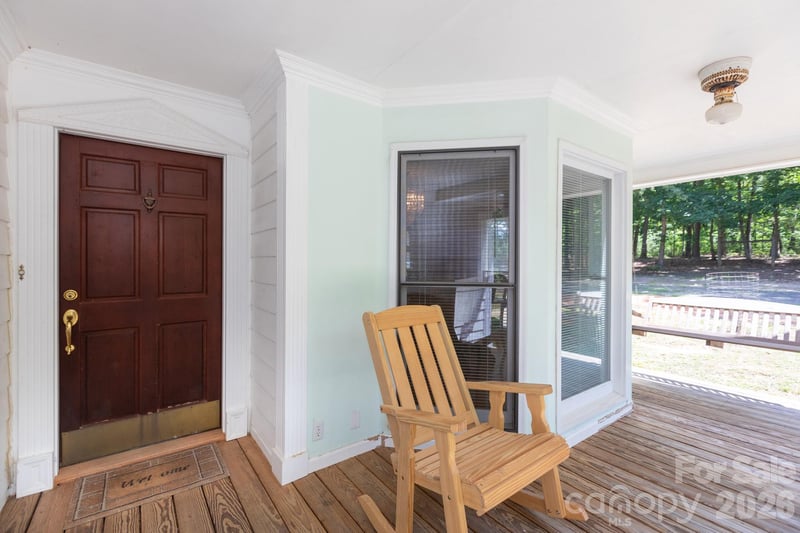 15224 Thomas Rd, Charlotte, NC 28278