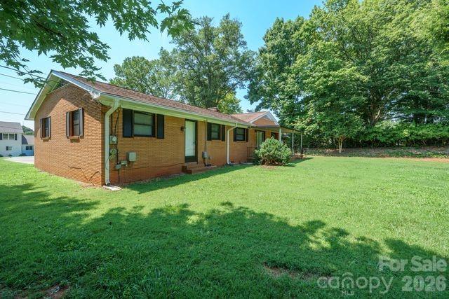 100 Piedmont Dr, Kannapolis, NC 28081