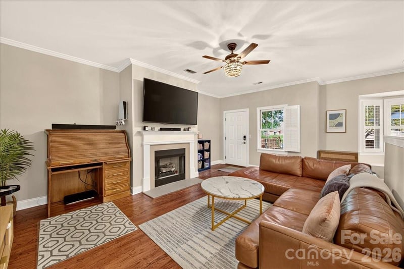4632 Dabney Vigor Dr, Charlotte, NC 28209