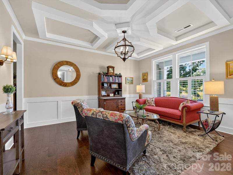 804 Sardis Ln, Charlotte, NC 28270