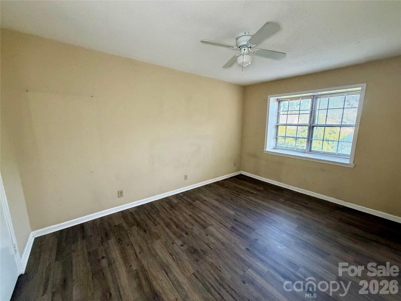 5805 Hunting Ridge Ln #J, Charlotte, NC 28212