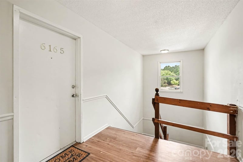 6165 Meadow Rose Ln, Charlotte, NC 28215