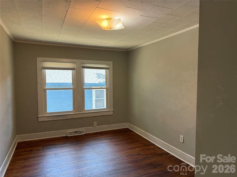 514 S Avon St, Gastonia, NC 28054