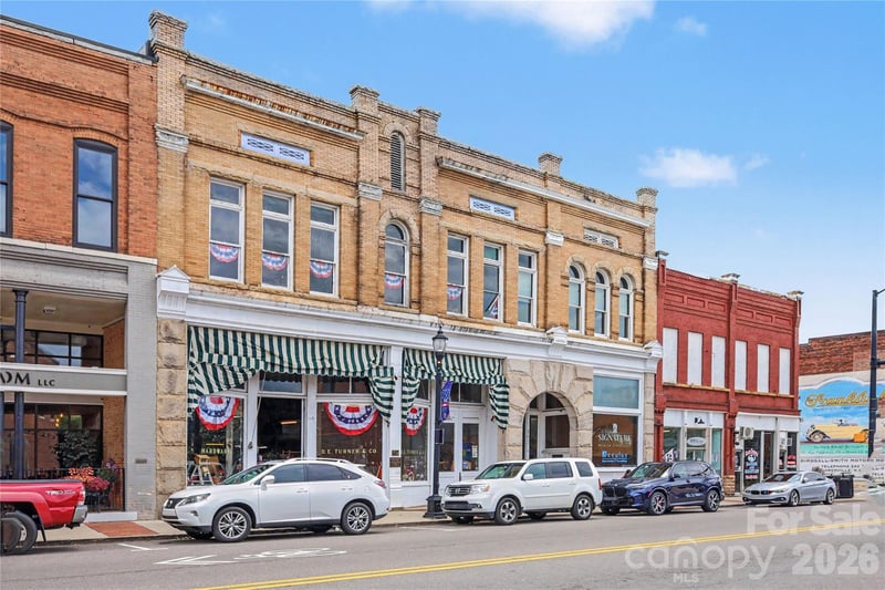 111-115 N Main St, Mooresville, NC 28115