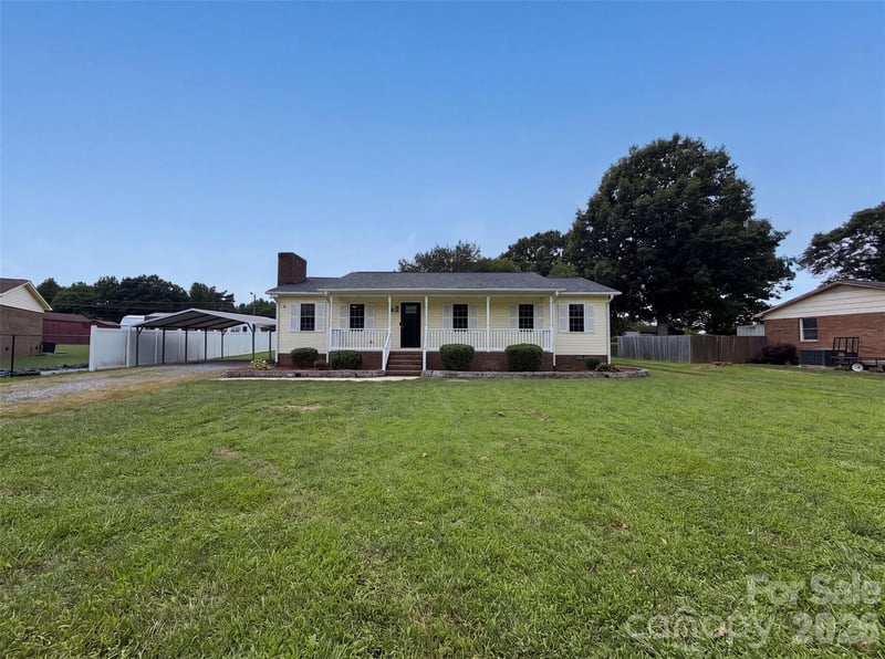 642 Lancer Ct NW, Concord, NC 28027