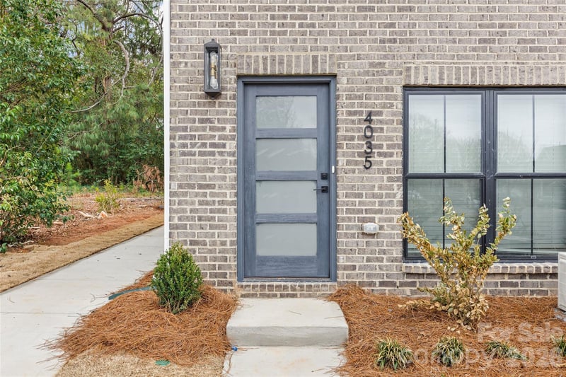 4039 S Tryon St, Charlotte, NC 28217
