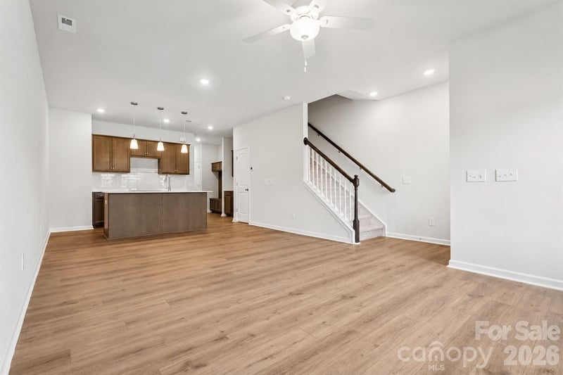 4632 Lakeview Rd, Charlotte, NC 28216