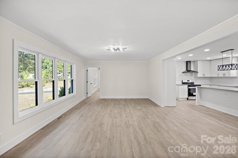 8033 Ritter Dr, Charlotte, NC 28270