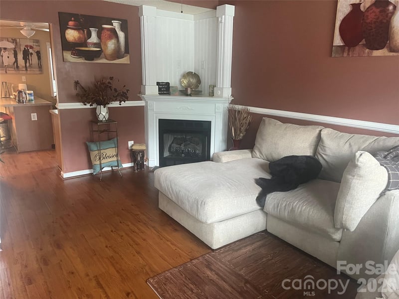 3024 Mayer House Ct, Charlotte, NC 28214